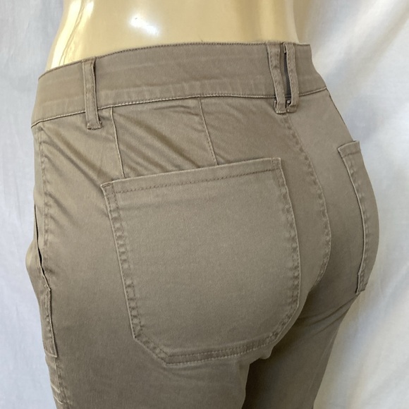 DEMOCRACY Jeans Tummy Control Size 8 Roll Cuff Cargo Utility Khaki Pants NWOT - Picture 9 of 9